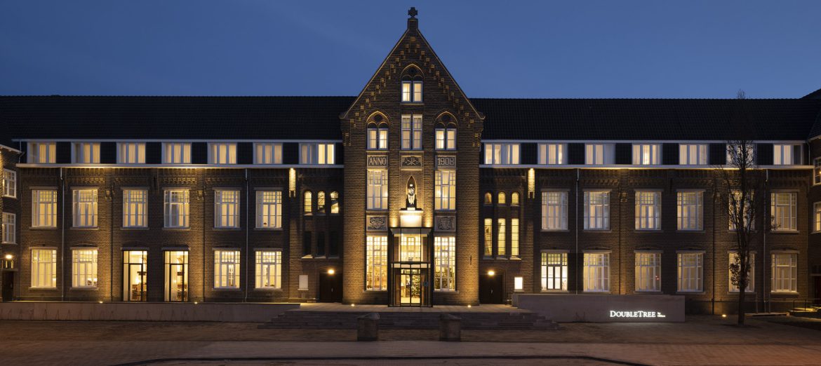 2 Bijzondere golfarrangementen met verblijf in een Kerk 2 Bijzondere golfarrangementen met verblijf in een Kerk