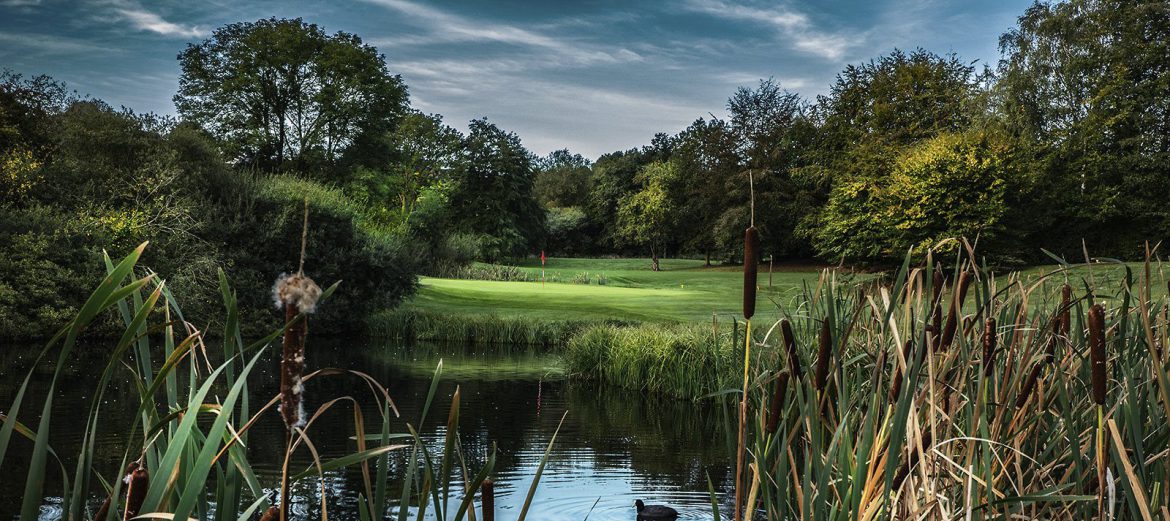 Golfen met Luxe: Verblijf Direct aan de Green